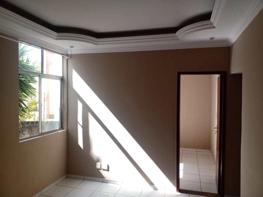 Apartamento à venda com 2 quartos, 50m² - Foto 2