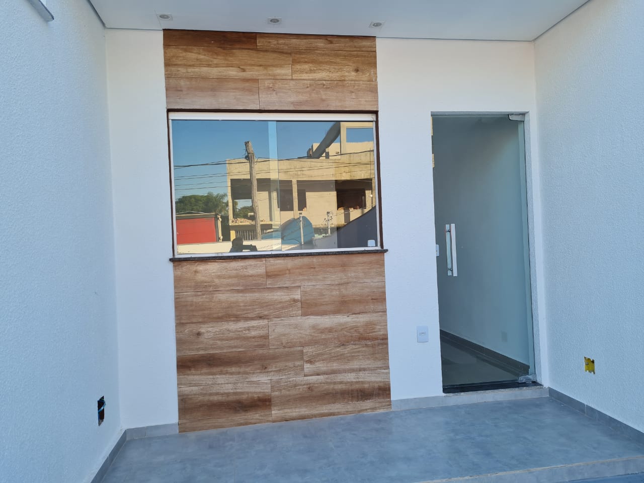 Casa à venda com 2 quartos, 180m² - Foto 2