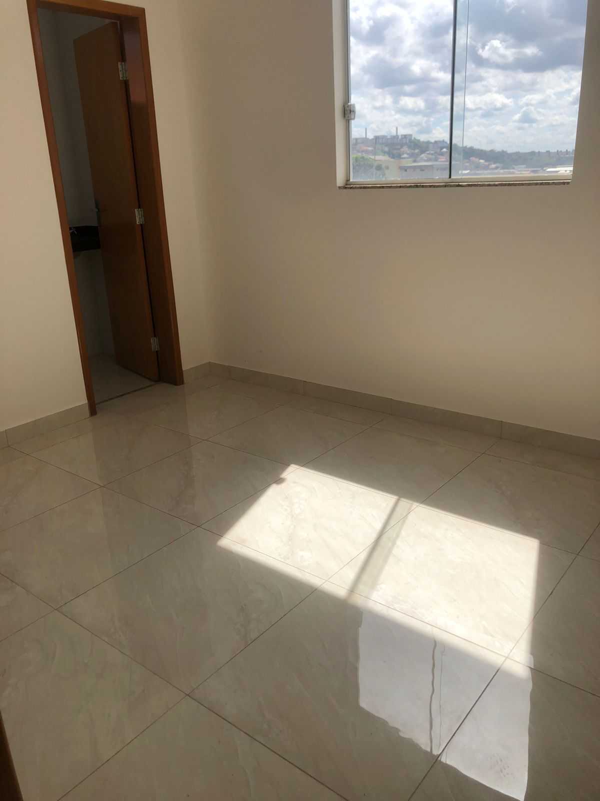 Apartamento à venda com 2 quartos, 70m² - Foto 6