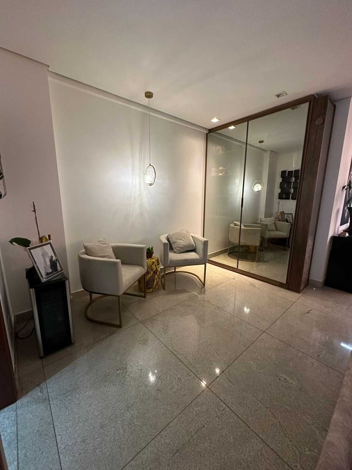 Apartamento à venda com 4 quartos, 342m² - Foto 7