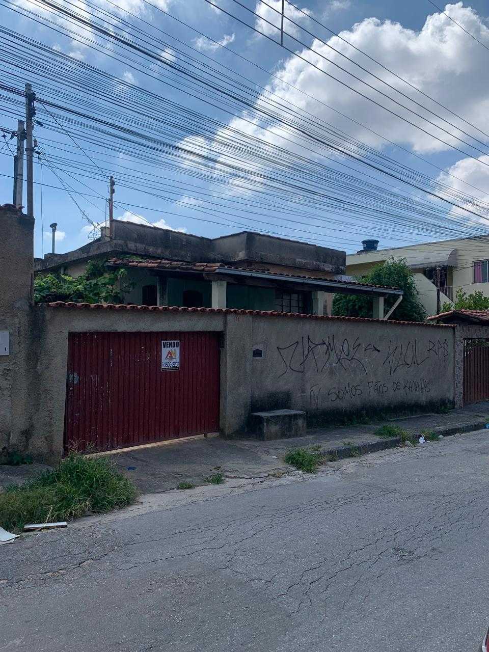 Casa à venda com 3 quartos, 360m² - Foto 2