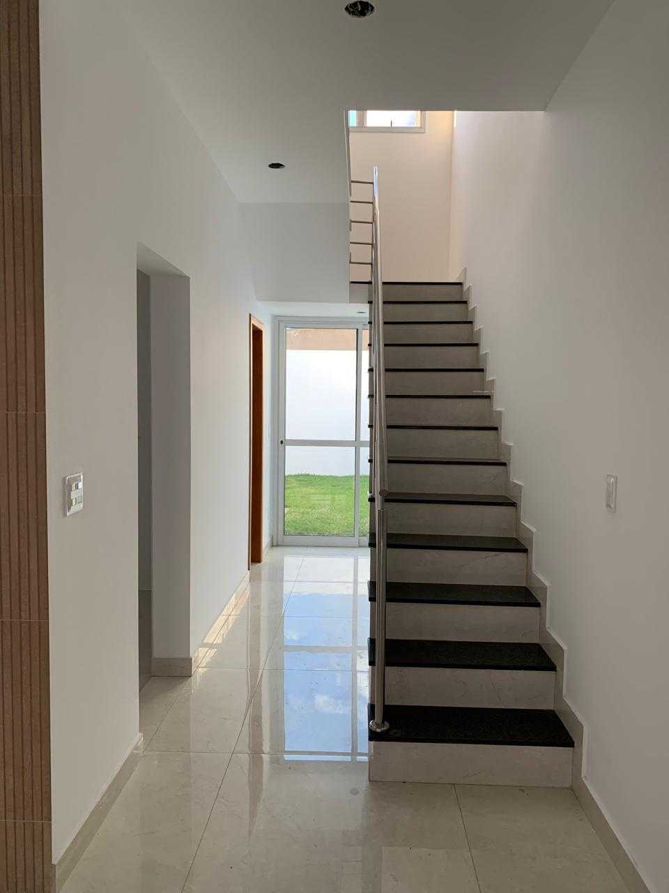 Casa à venda com 3 quartos, 175m² - Foto 14