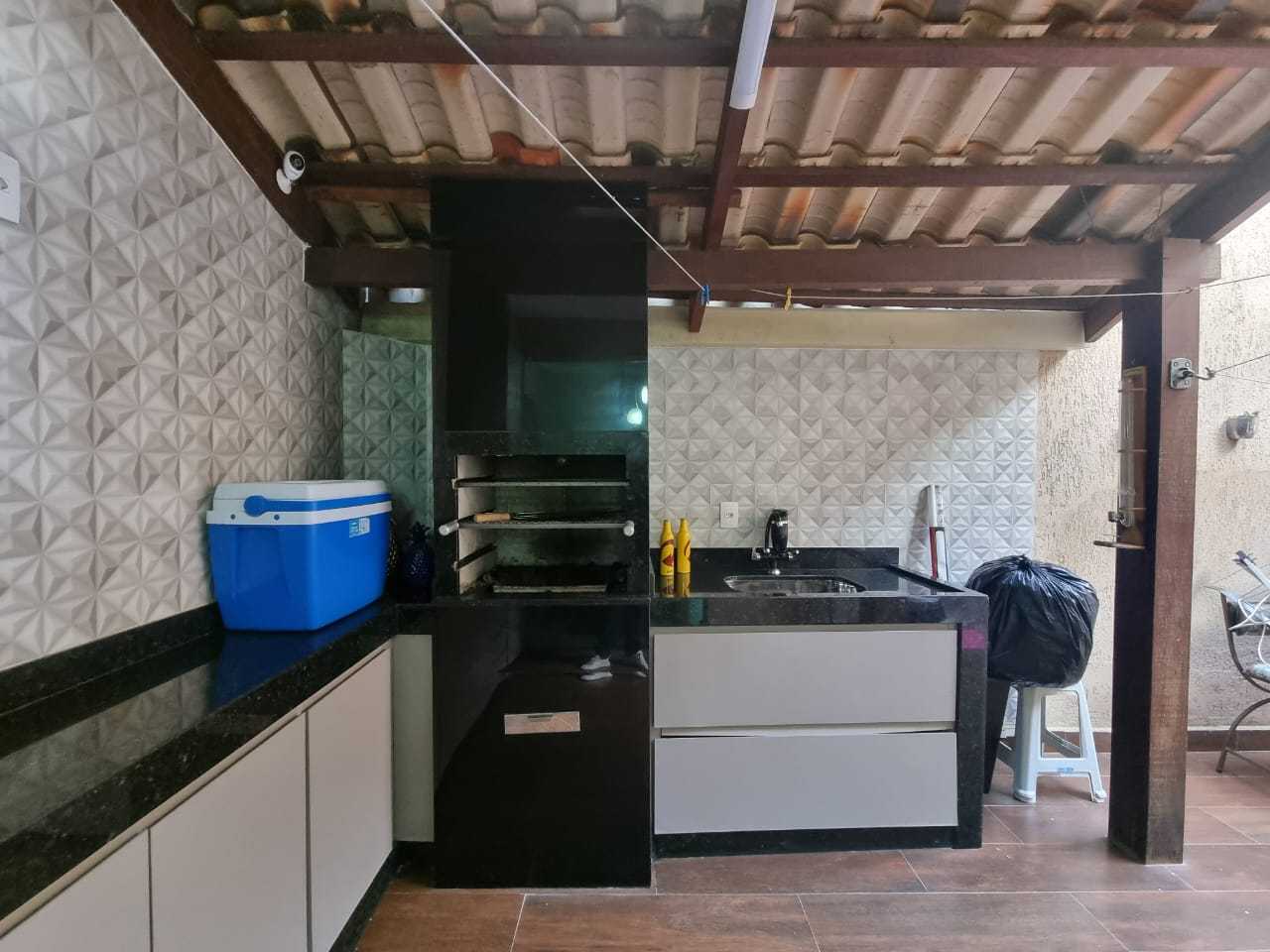 Casa à venda com 3 quartos, 200m² - Foto 14