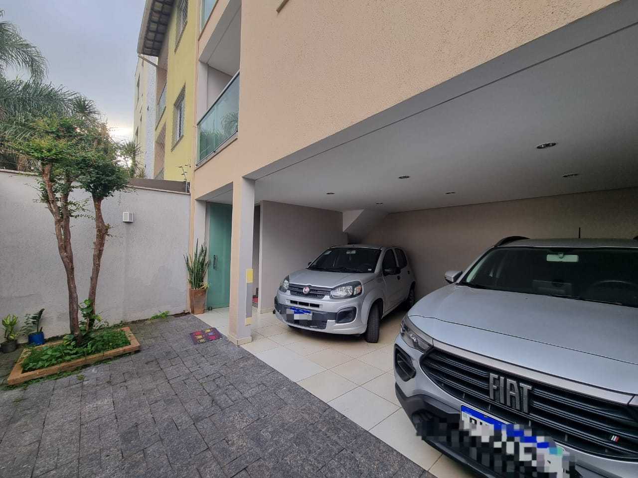 Casa à venda com 3 quartos, 200m² - Foto 2