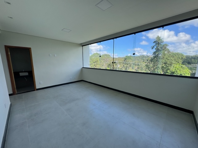 Chácara à venda com 4 quartos, 370m² - Foto 3