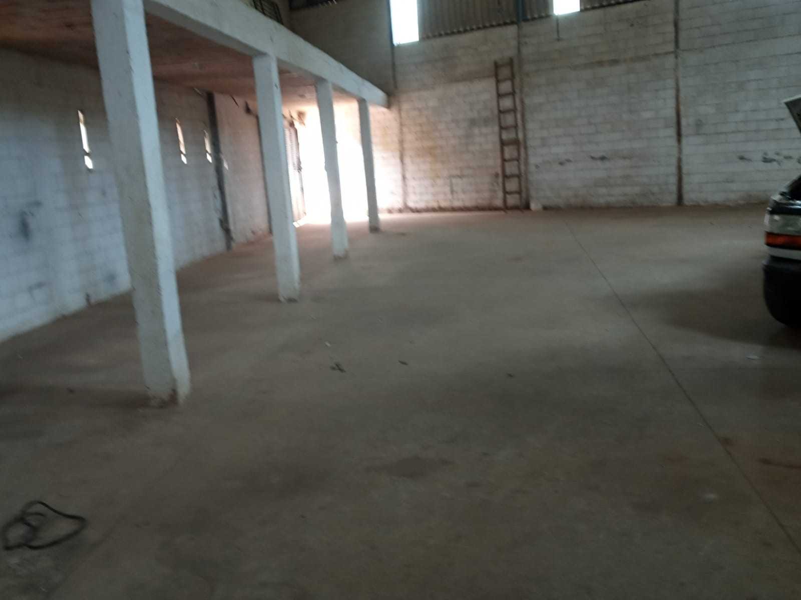 Depósito-Galpão-Armazém para alugar, 400m² - Foto 4