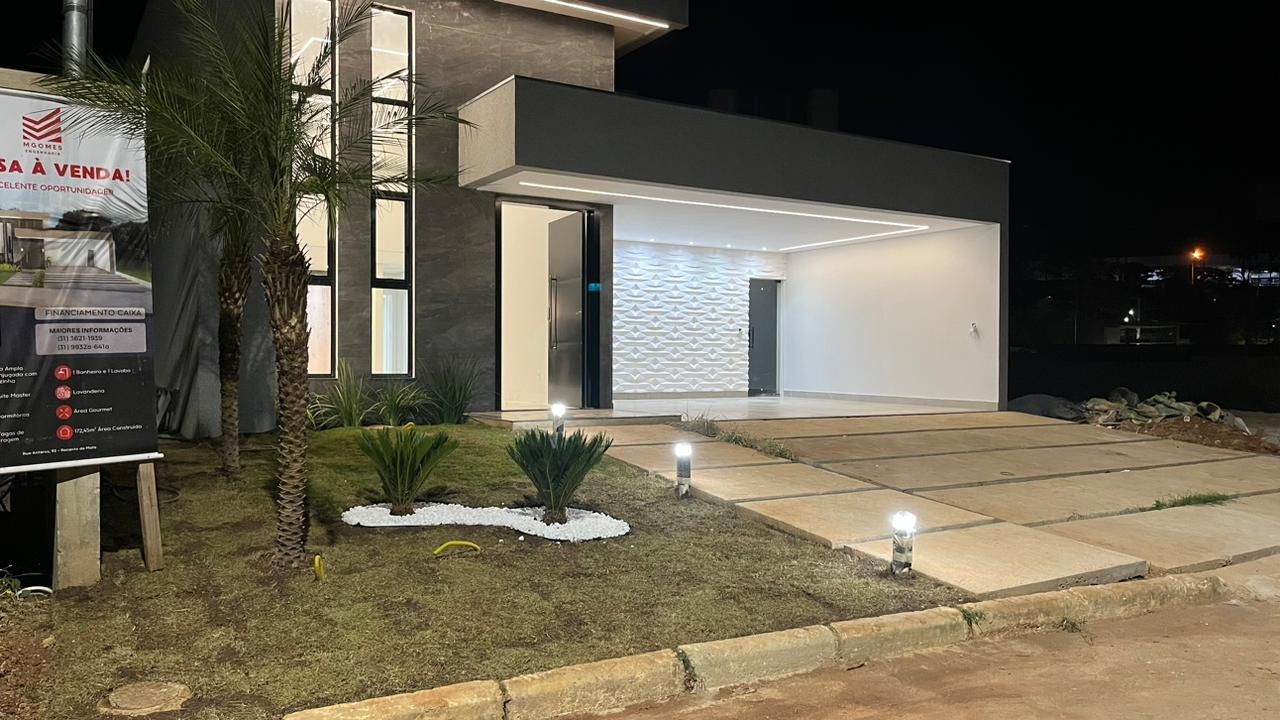 Casa à venda com 3 quartos, 172m² - Foto 4