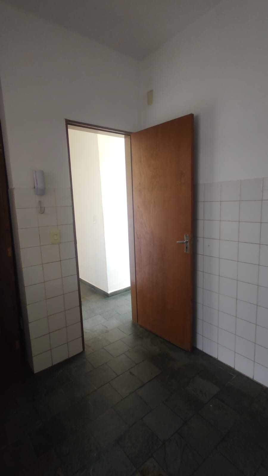 Apartamento à venda com 3 quartos, 70m² - Foto 11