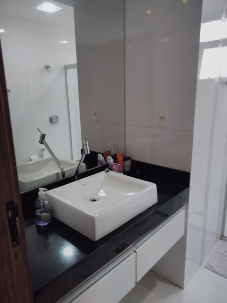 Apartamento à venda com 4 quartos, 140m² - Foto 19