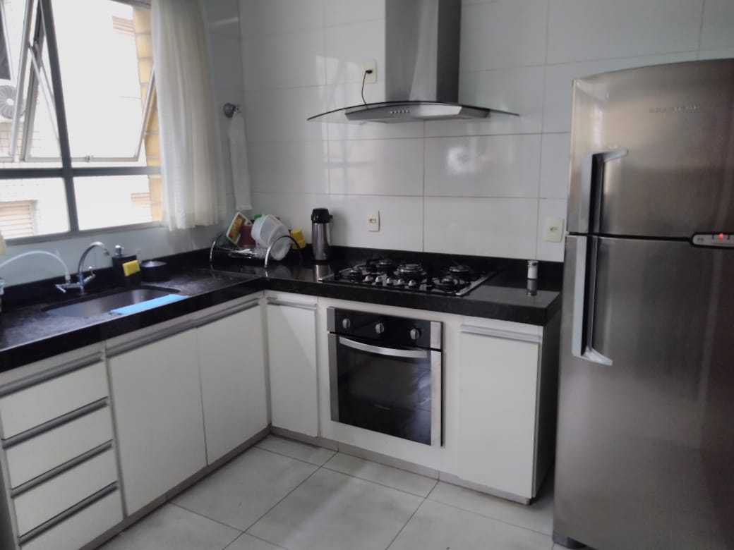 Apartamento à venda com 4 quartos, 140m² - Foto 12