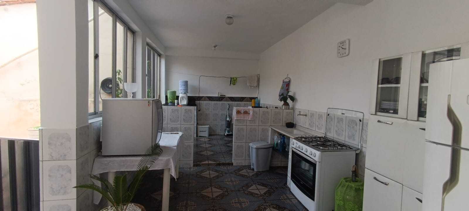 Casa à venda com 3 quartos, 360m² - Foto 24