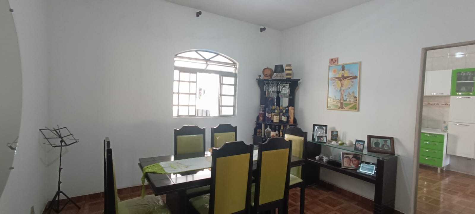 Casa à venda com 3 quartos, 360m² - Foto 10