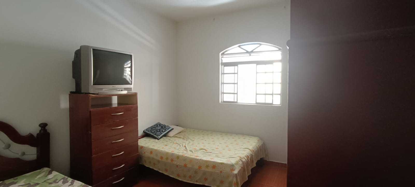 Casa à venda com 3 quartos, 360m² - Foto 19