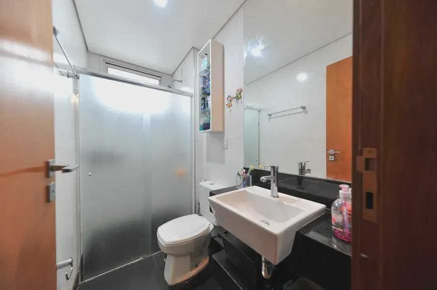 Apartamento à venda com 3 quartos, 100m² - Foto 8