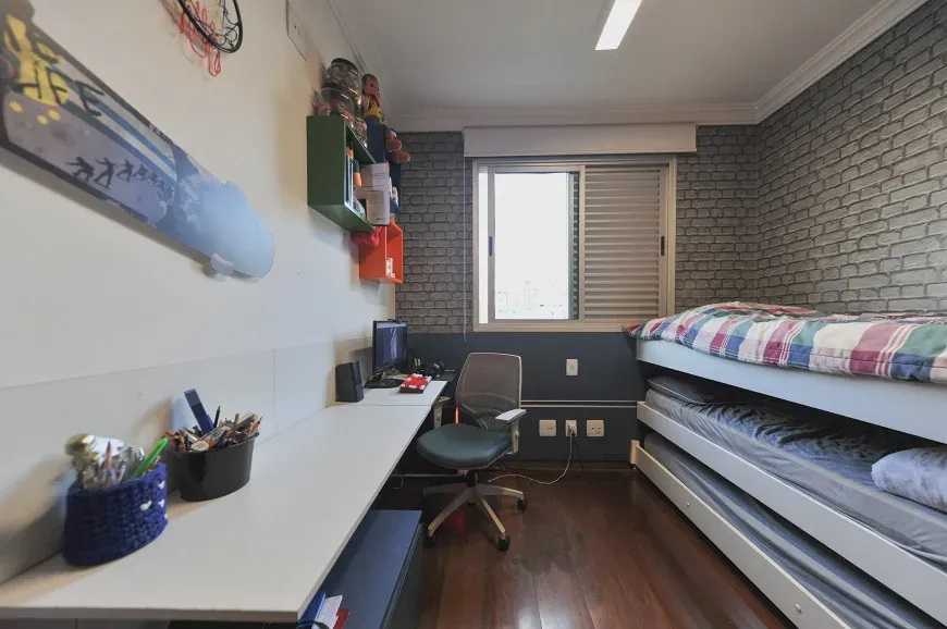 Apartamento à venda com 3 quartos, 100m² - Foto 9