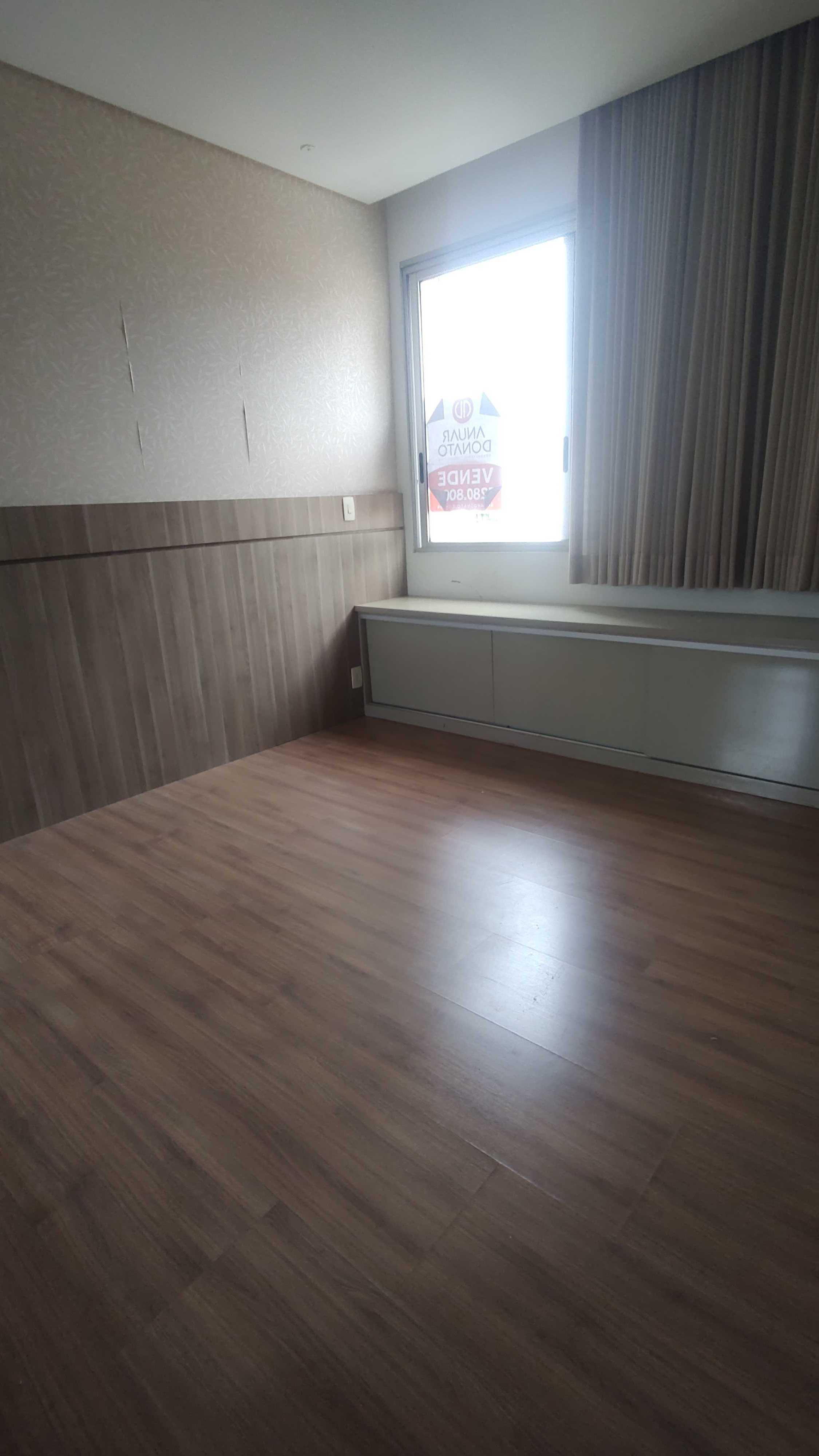 Apartamento à venda com 4 quartos, 135m² - Foto 22