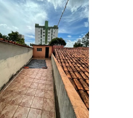 Casa à venda com 3 quartos, 360m² - Foto 3