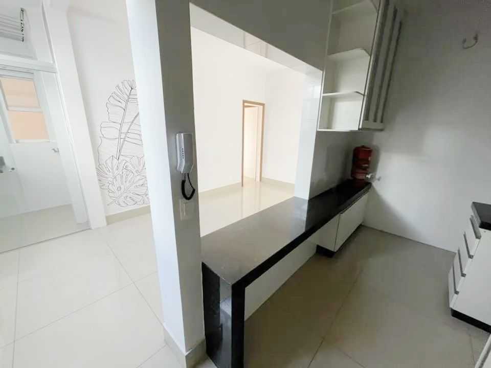 Apartamento à venda com 3 quartos, 110m² - Foto 7