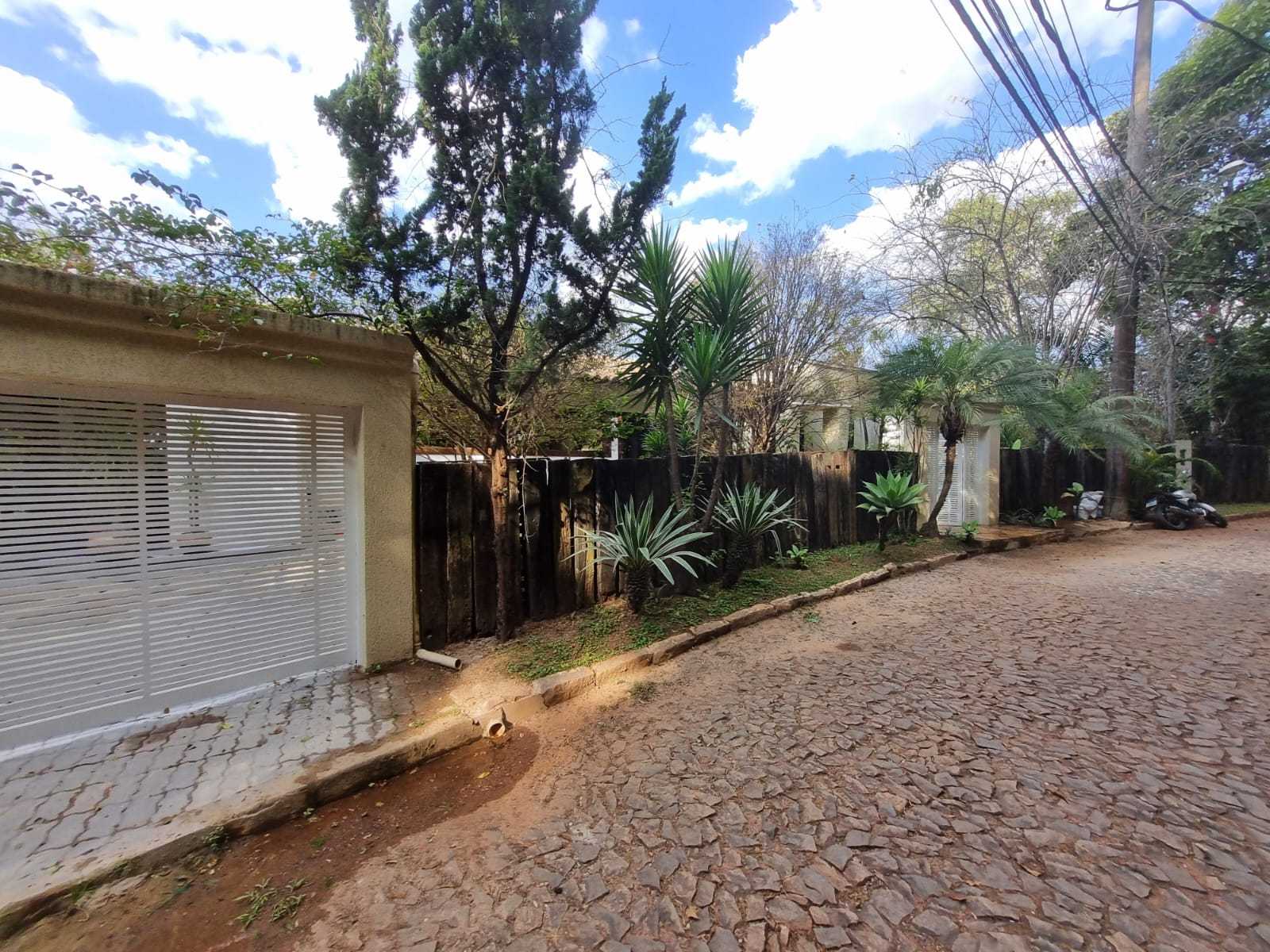 Casa de Condomínio à venda com 5 quartos, 400m² - Foto 4