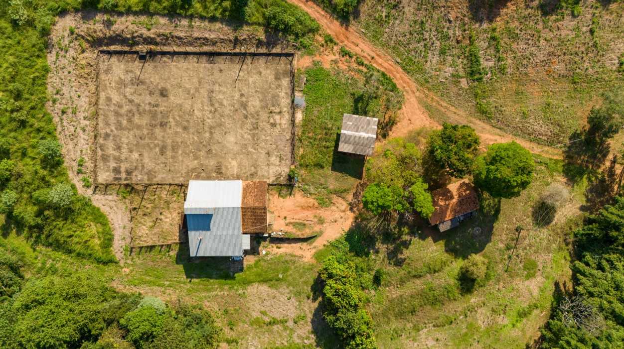 Chácara à venda com 2 quartos, 374300m² - Foto 8