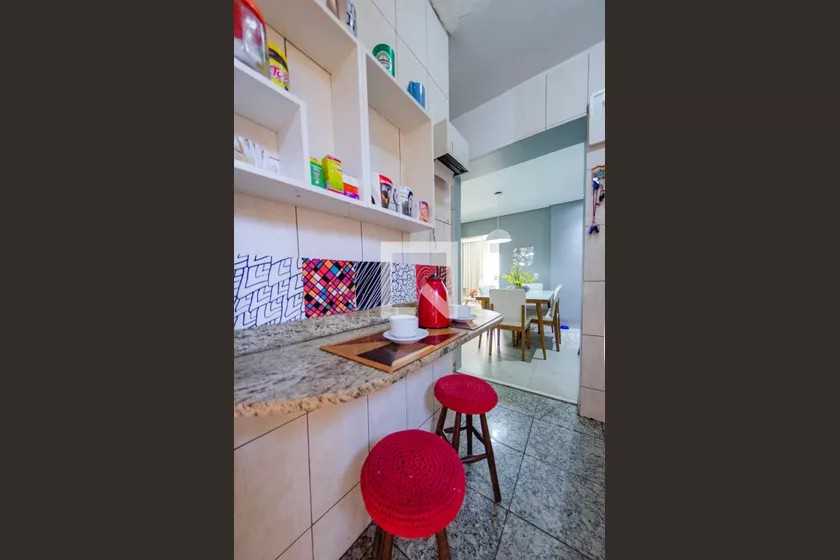 Apartamento à venda com 3 quartos, 77m² - Foto 13