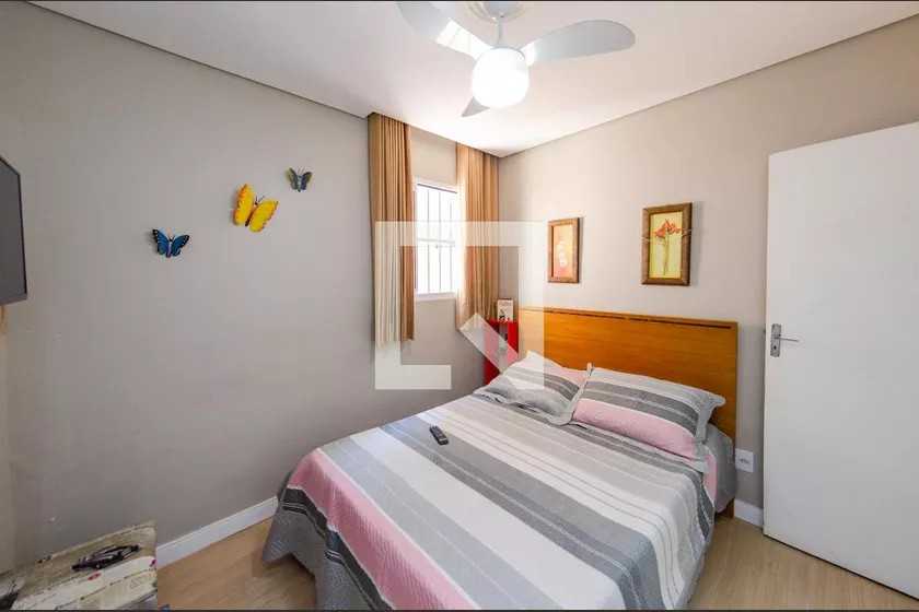 Apartamento à venda com 3 quartos, 77m² - Foto 2