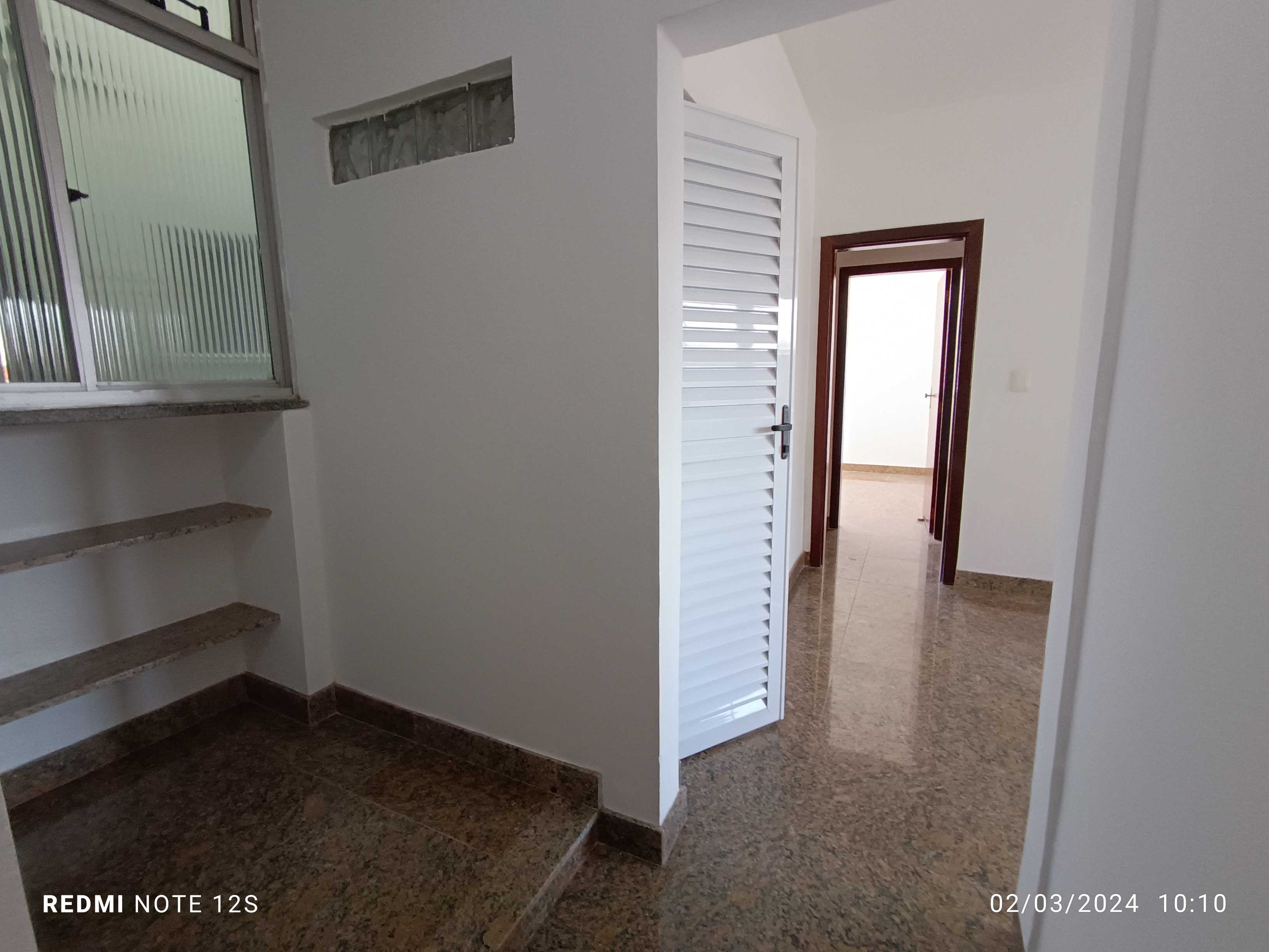 Apartamento à venda com 2 quartos, 12m² - Foto 15