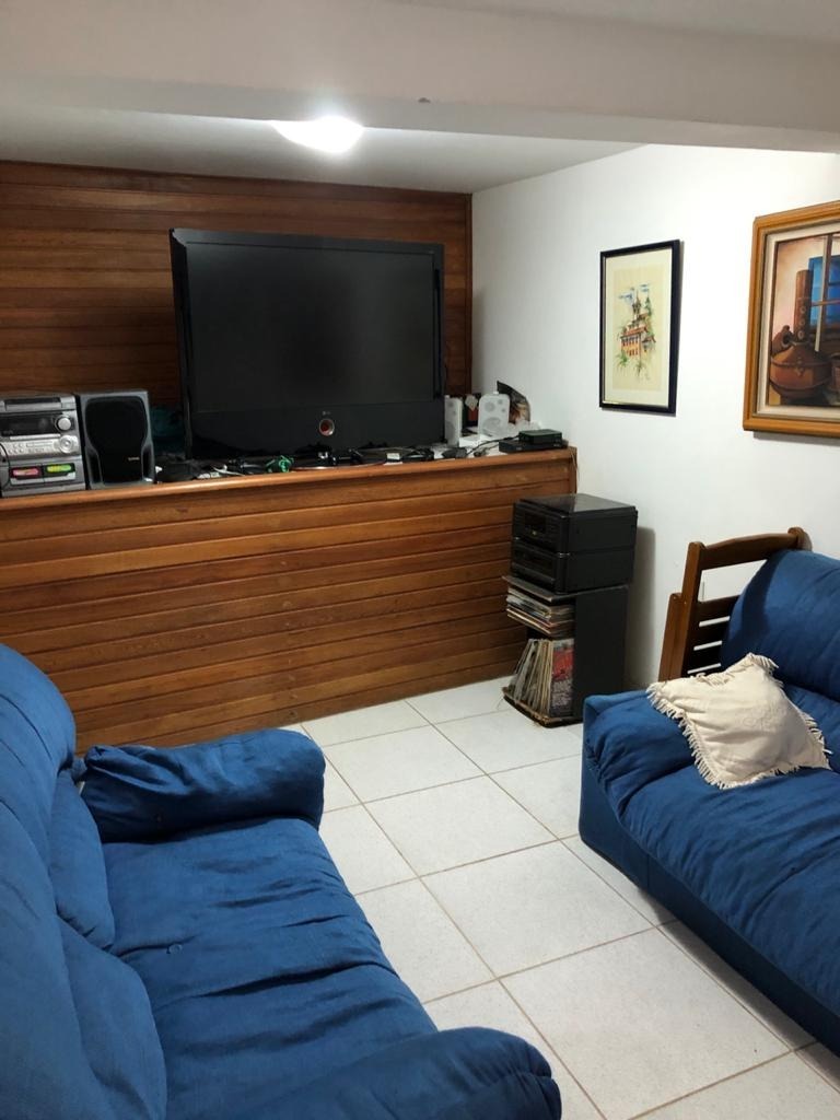 Casa à venda com 3 quartos, 220m² - Foto 20