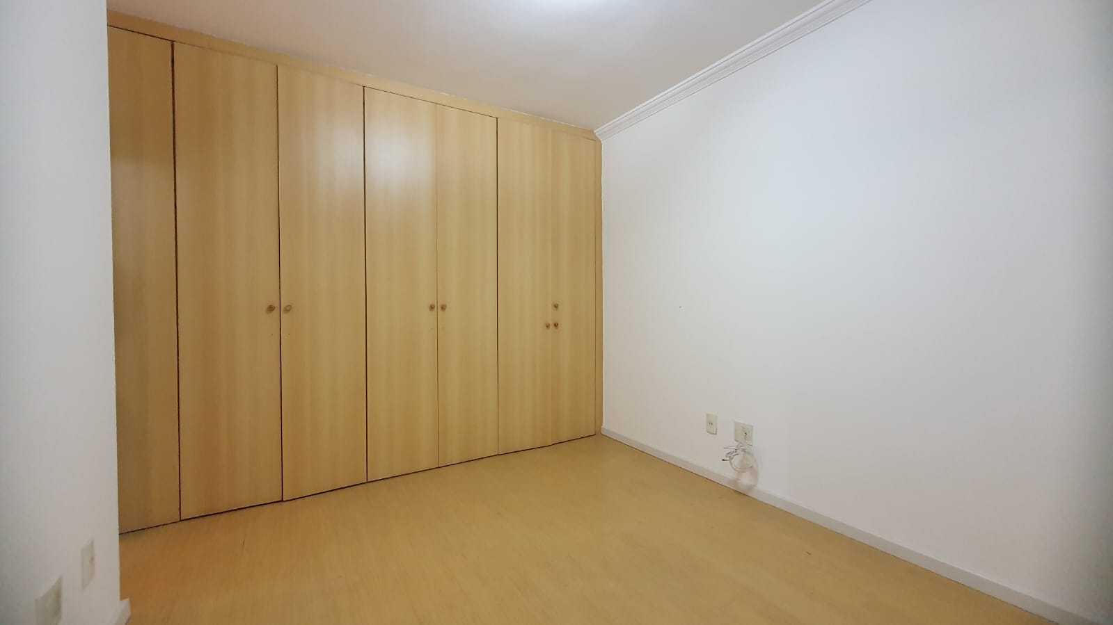 Apartamento à venda com 3 quartos, 160m² - Foto 11