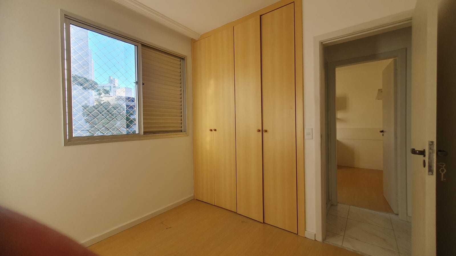 Apartamento à venda com 3 quartos, 160m² - Foto 7