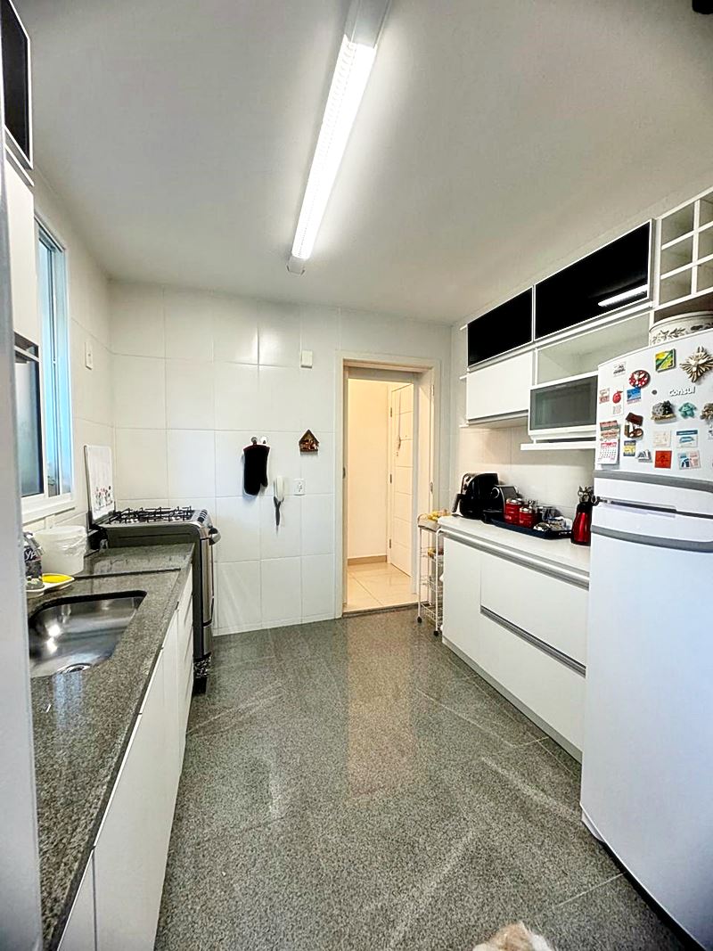 Apartamento à venda com 4 quartos, 96m² - Foto 7