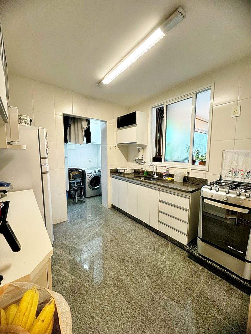 Apartamento à venda com 4 quartos, 96m² - Foto 2