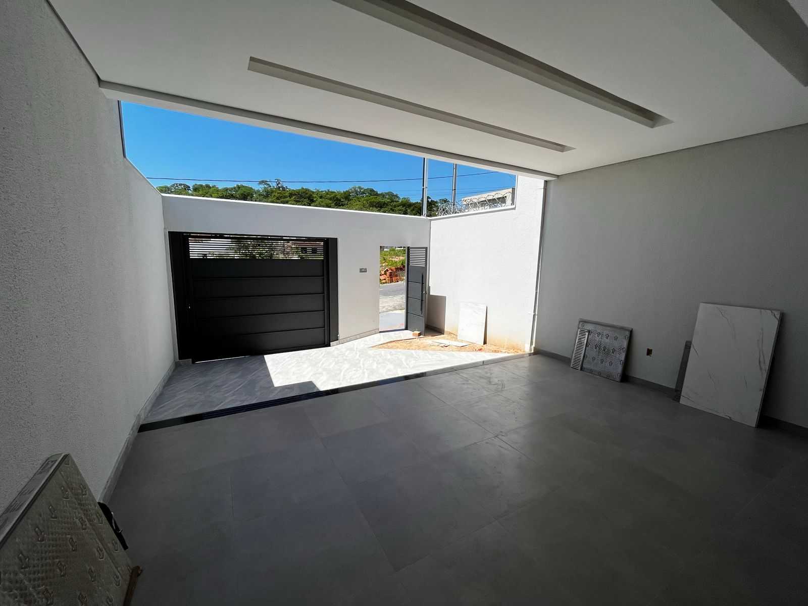 Casa à venda com 3 quartos, 107m² - Foto 2