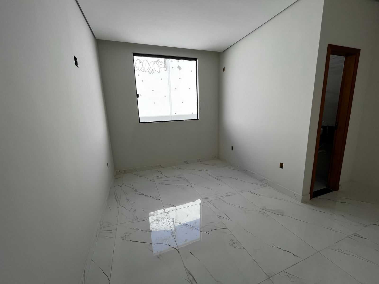 Casa à venda com 3 quartos, 107m² - Foto 15