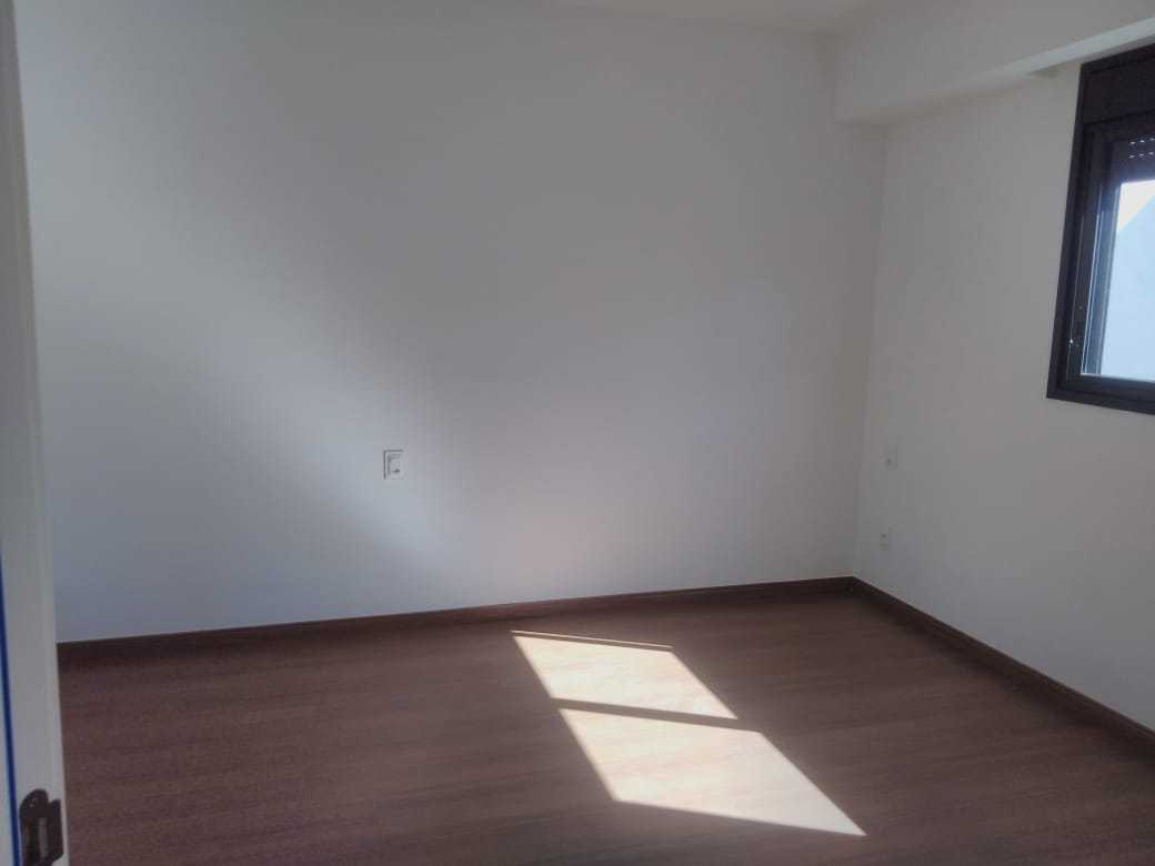 Apartamento à venda com 3 quartos, 77m² - Foto 21