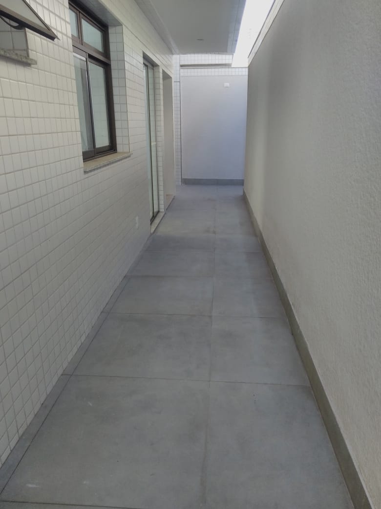 Apartamento à venda com 3 quartos, 77m² - Foto 3