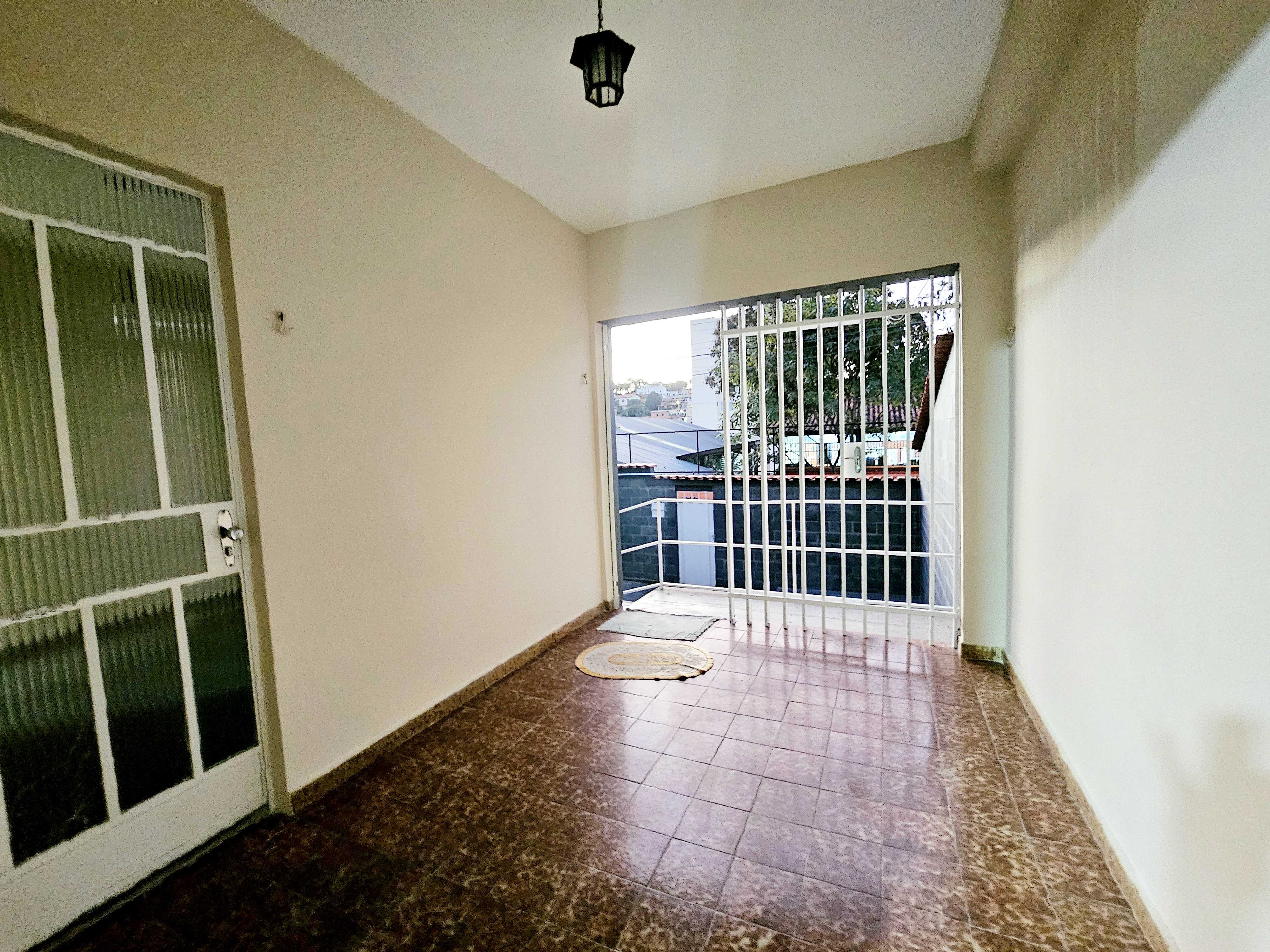 Casa à venda com 3 quartos, 70m² - Foto 6