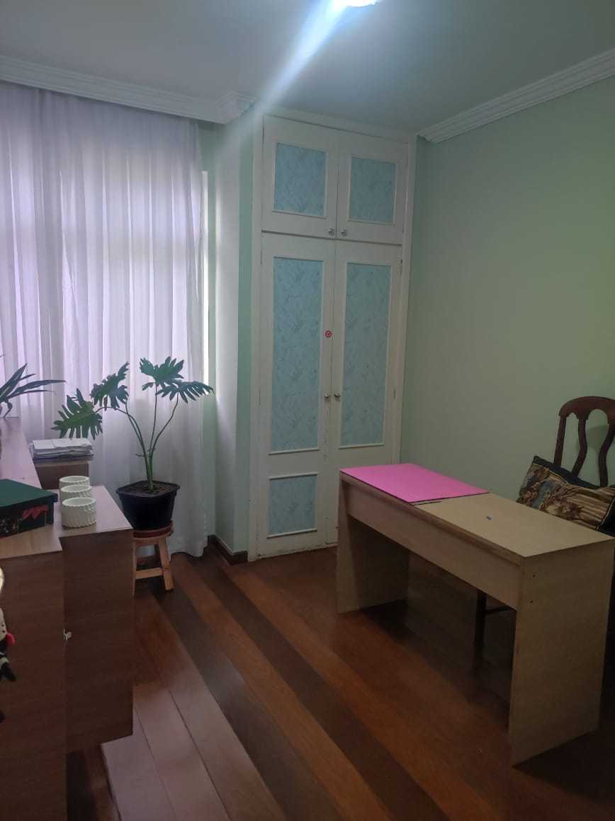 Apartamento à venda com 3 quartos, 70m² - Foto 2