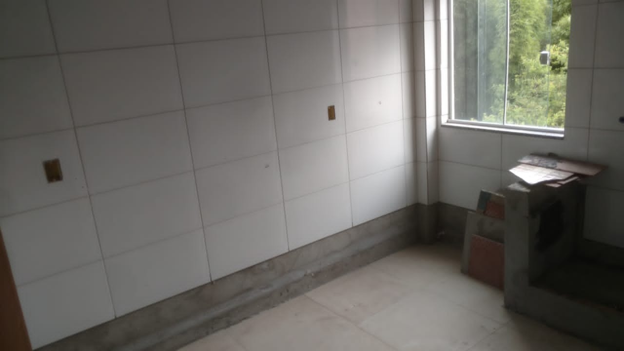 Apartamento à venda com 3 quartos, 172m² - Foto 4