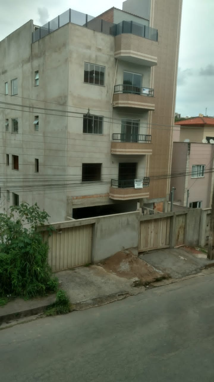 Apartamento à venda com 3 quartos, 172m² - Foto 1