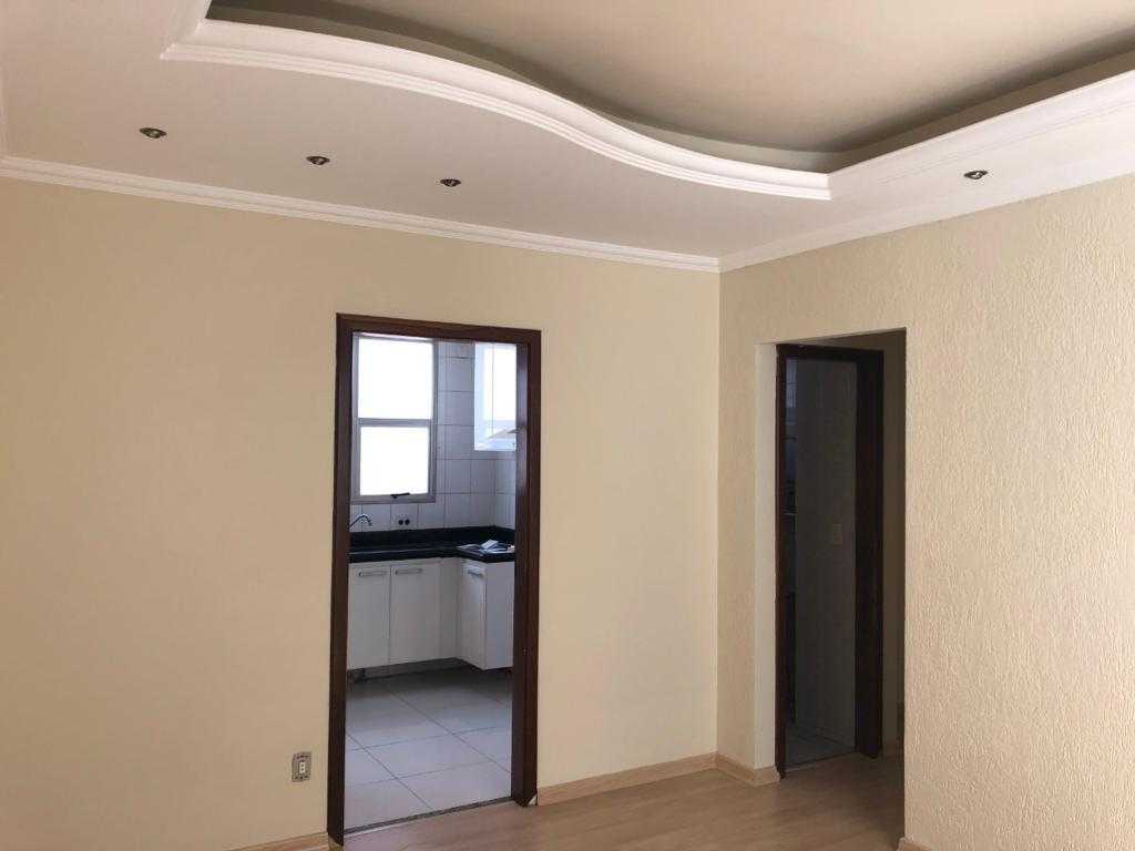 Apartamento à venda com 3 quartos, 64m² - Foto 2