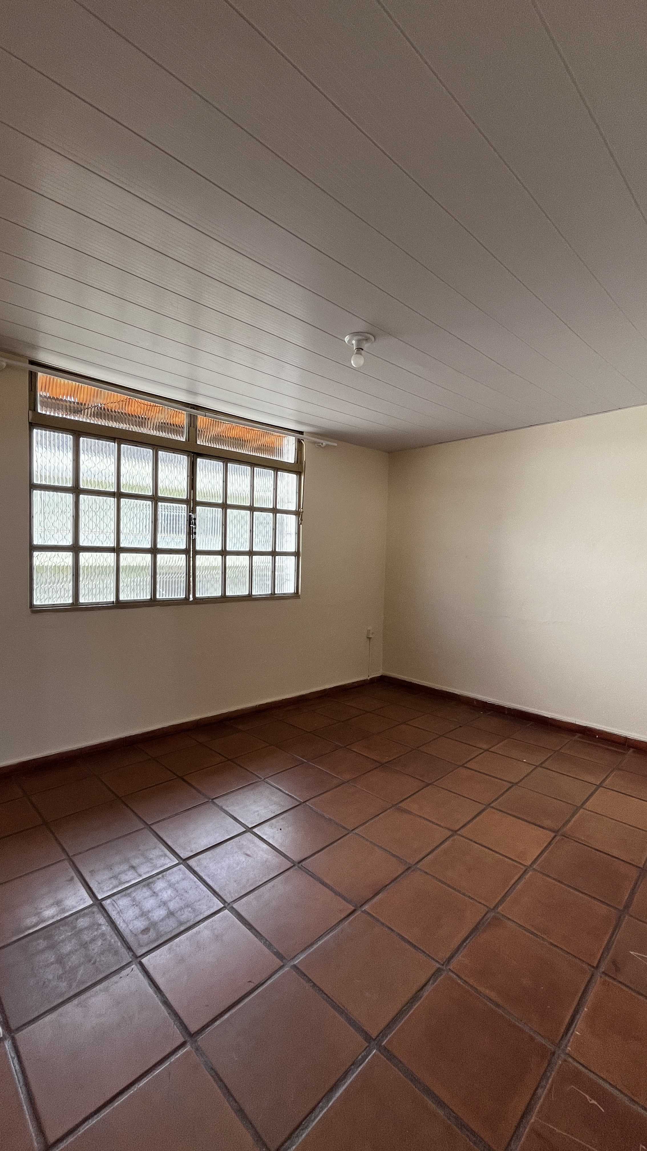 Casa à venda com 5 quartos, 336m² - Foto 22