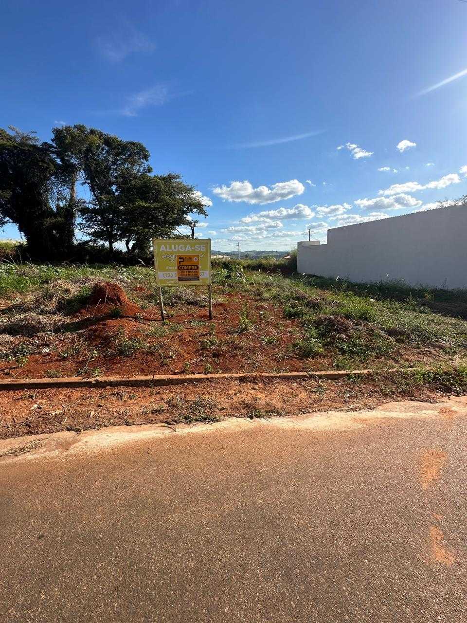 Terreno à venda, 300m² - Foto 1