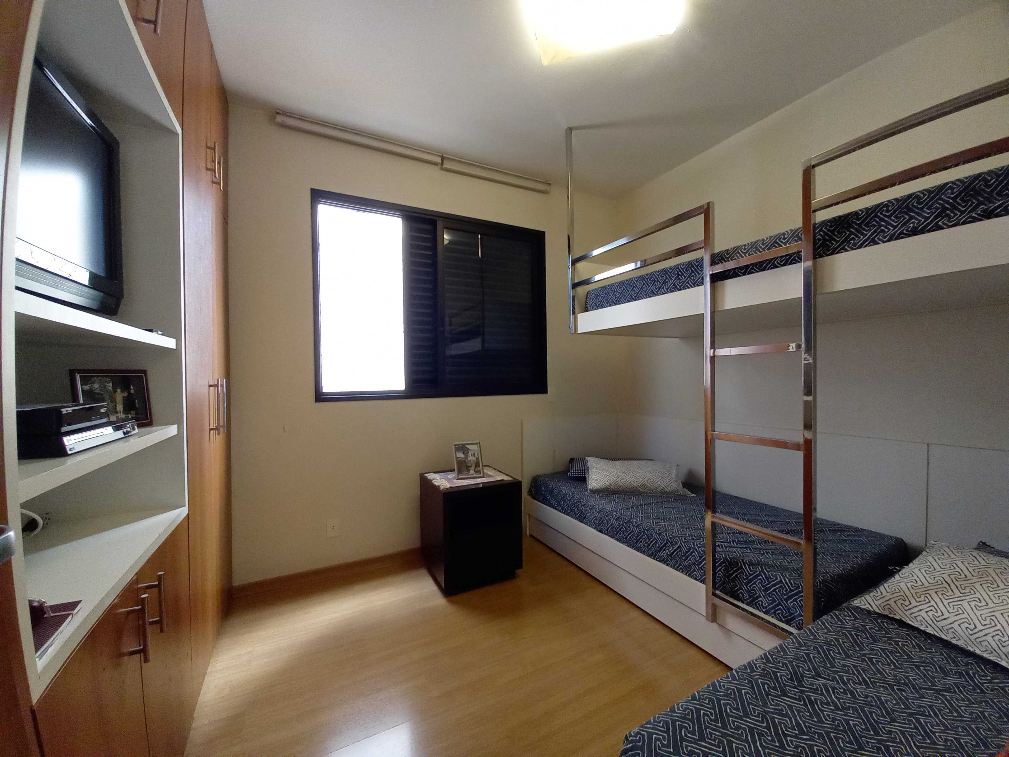 Apartamento à venda com 4 quartos, 136m² - Foto 10