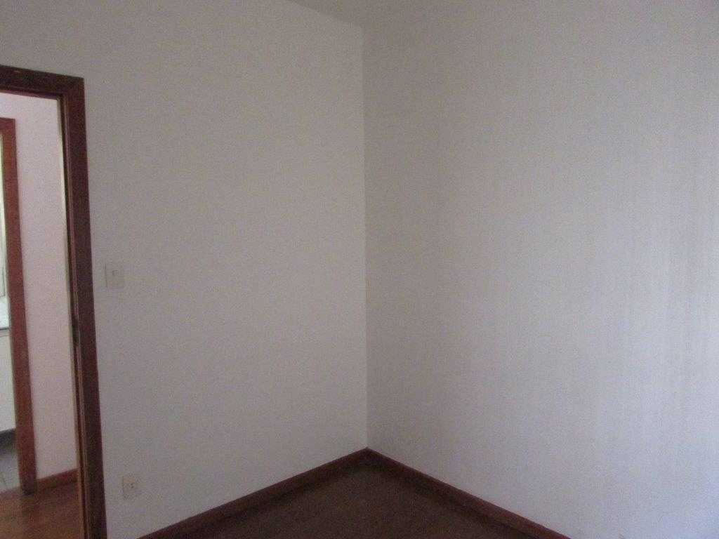 Apartamento à venda com 2 quartos, 65m² - Foto 6