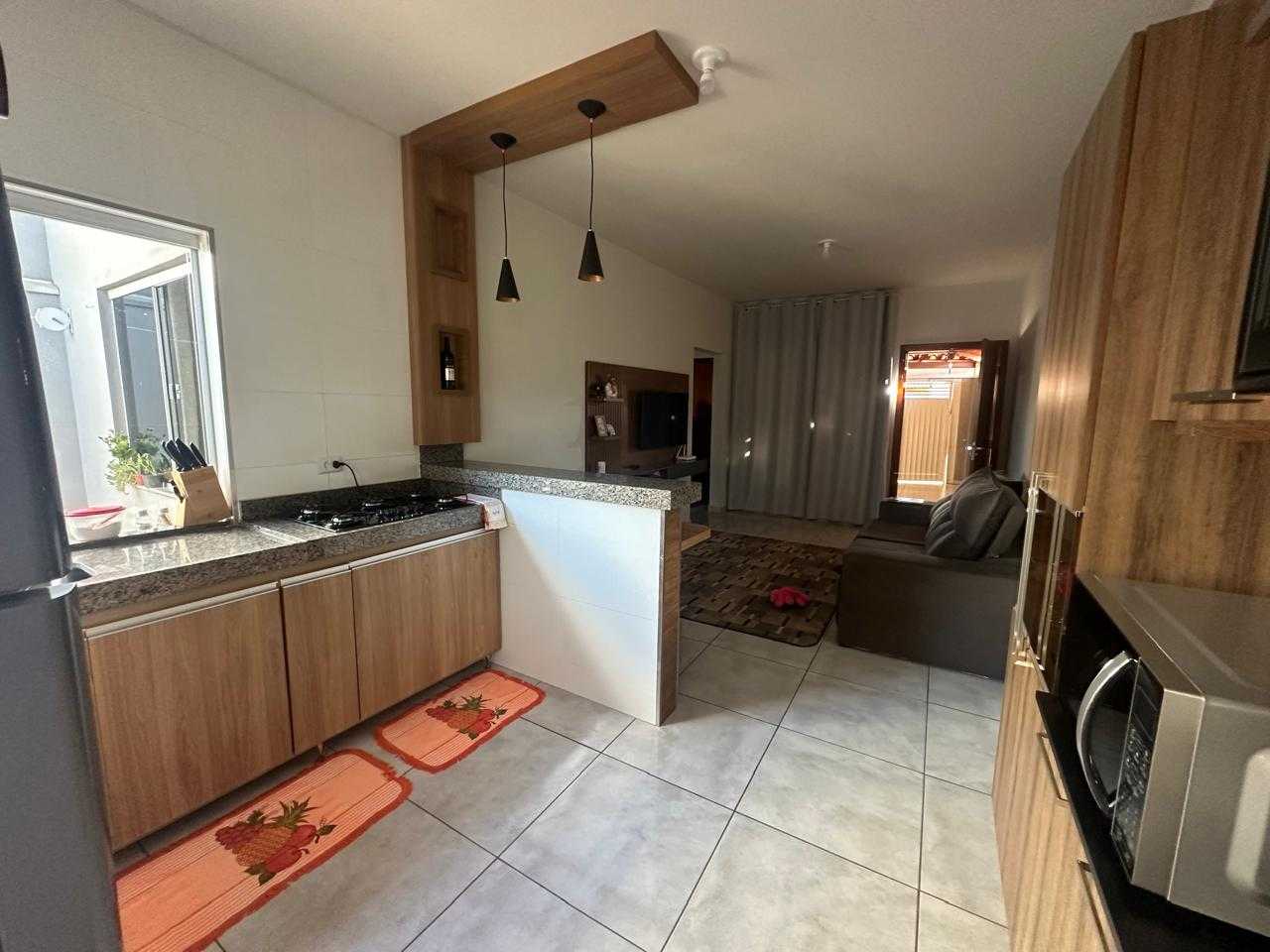 Casa à venda com 2 quartos, 70m² - Foto 7