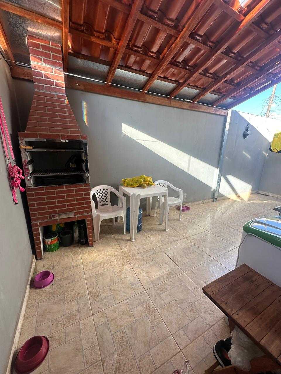 Casa à venda com 2 quartos, 70m² - Foto 9