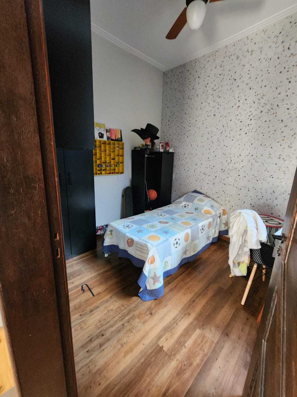 Casa à venda com 4 quartos, 300m² - Foto 13