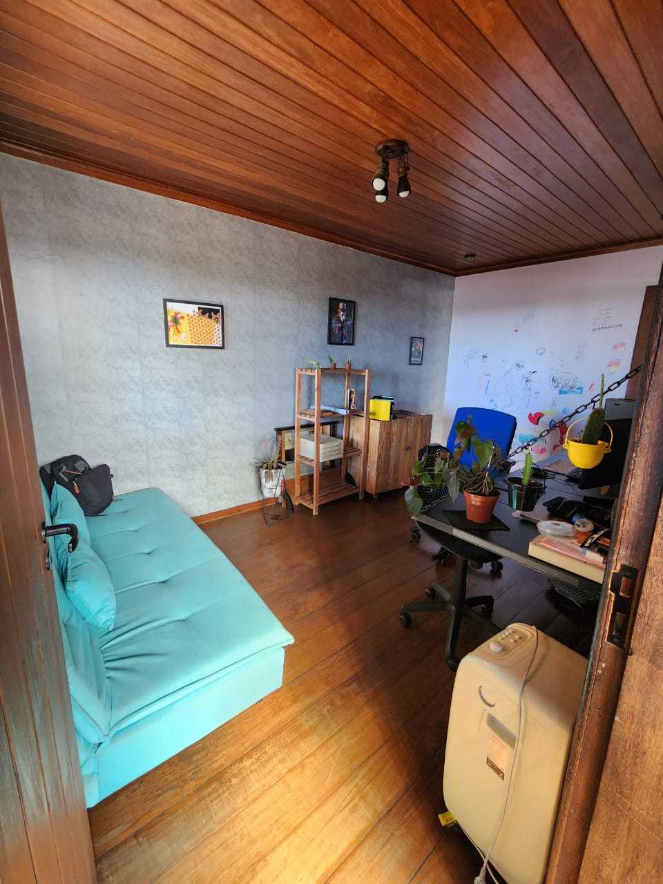 Casa à venda com 4 quartos, 300m² - Foto 18