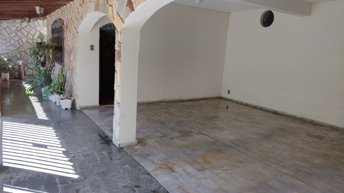 Casa à venda com 3 quartos, 191m² - Foto 3